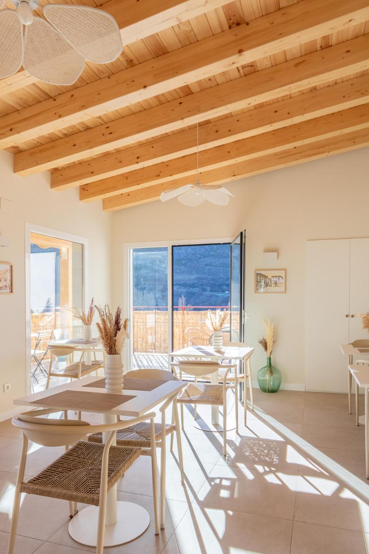 Hostal Lobrega Torrecilla en Cameros Екстериор снимка